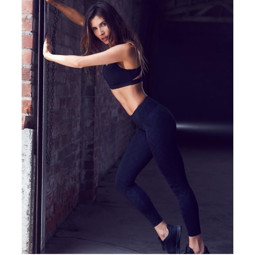 NWOT Koral High Waisted Slimming Leggings